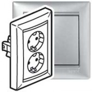   Розеточный блок Valena Classic немецкий стандарт 2х2К+3 укомплектованный 16 А 230/250 В~ алюминий, артикул 770100