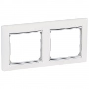 Рамка Valena Classic 2 поста горизонтальный монтаж белый/серебряный штрих, артикул 770492