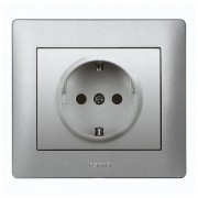 Розетка Legrand GALEA LIFE, скрытый монтаж, с заземлением, с крышкой, со шторками, алюминий, артикул 771364