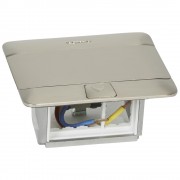 Выдвижной розеточный блок - неукомплектованный - IP 40 - 3 модуля - нержавеющая сталь, артикул 054020